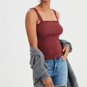 American Eagle rust lettuce edge square neck tank